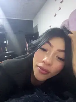 DAKOTA_SAKURA – Live XXX-chat