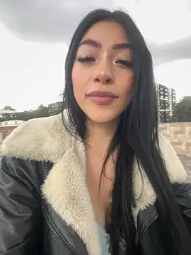 DAKOTA_SAKURA's Live XXX Chat