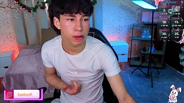 kaelwolf_tay Show Webcam