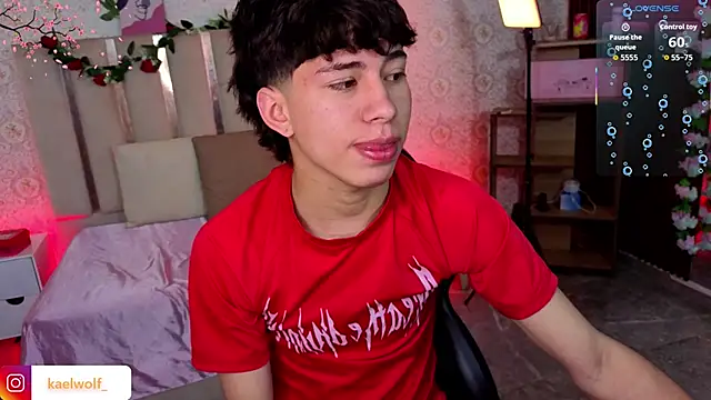 عرض كام kaelwolf_tay