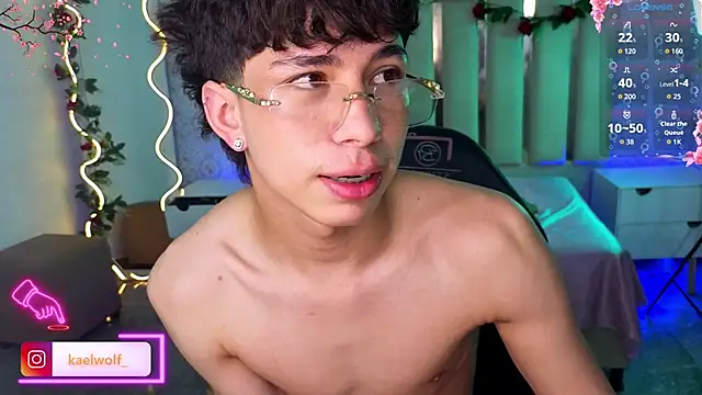 Webkamerová show kaelwolf_tay