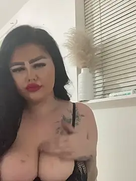 sluttybabex 在線直播表演