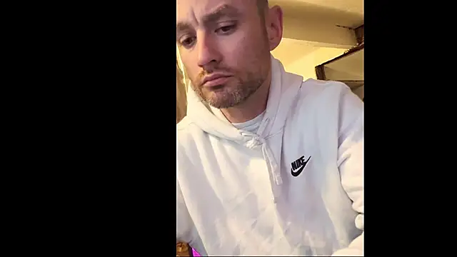 famous1tad Webcam-Show