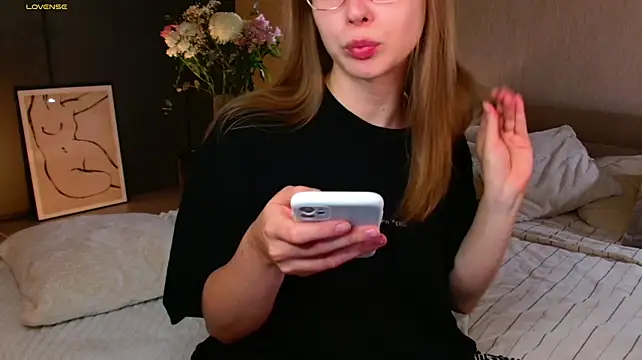 mynameloveeeeee Webcam-Show