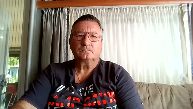 Show de webcam de womabo