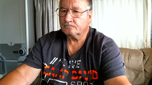 Show de womabo na webcam