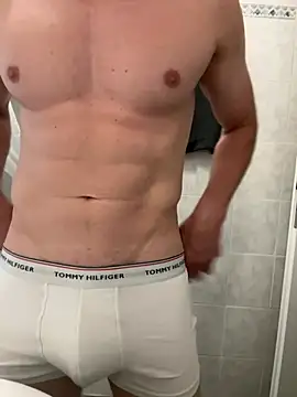 Bumbastic6Pack Adlı Modelin Web Kamerası Şovu