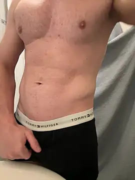 Bumbastic6Pack: διαδικτυακό σόου στην κάμερα