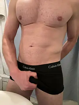 Bumbastic6Pack Webcam show