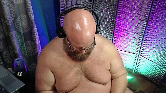 BigBearforCuddles' Webcam Show