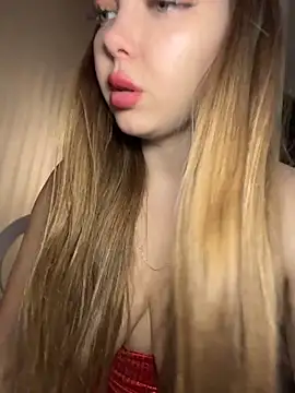 SinCityDoll – Kamerová šou