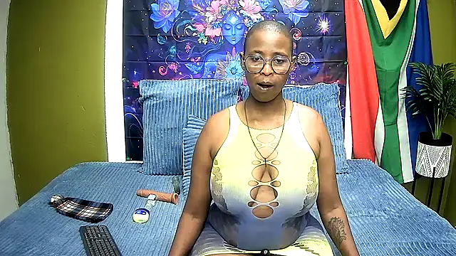 SexyCurves9's Webcam Show