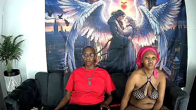 Show de SexyCurves9 na webcam