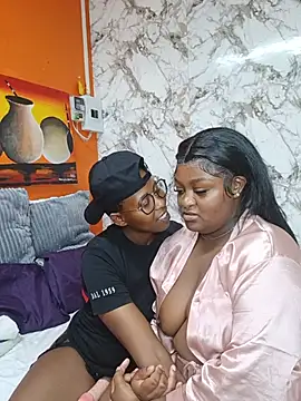 SexyCurves9 Webcam Show