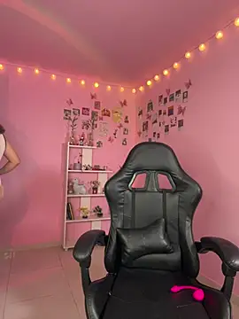 Davne_'s Live Chat Room