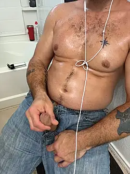 2addictivelyhorny's Webcam Show