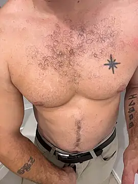 הופעת וובקאם של 2addictivelyhorny