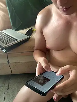 Pokazy przed kamerką – angelxxx95