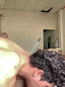 angelxxx95 网络视讯表演