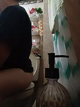 angelxxx95: διαδικτυακό σόου στην κάμερα