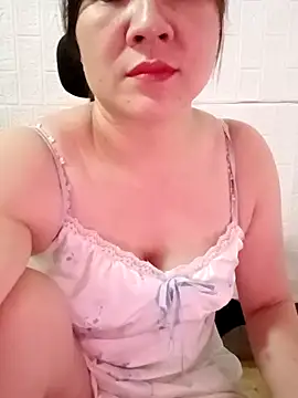 Romilk-12's Webcam Show