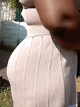 Chat XXX ao vivo de Ciara-Mia
