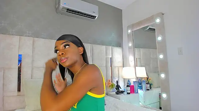 Show de IsisBrown_ na webcam