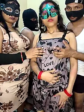 Sexy_komal02's Webcam Show