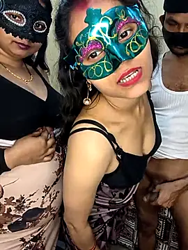 Sexy_komal02: διαδικτυακό σόου στην κάμερα