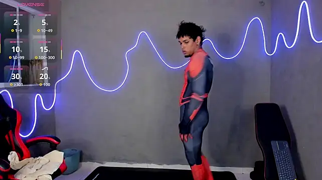 Show modela LiamVibes212 na web-kameri