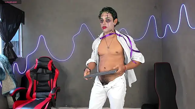 LiamVibes212 Show in webcam