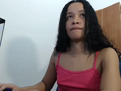 UnlivedSaline's Live XXX Chat
