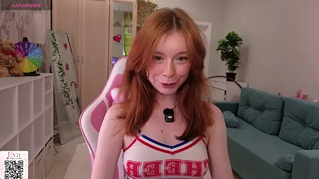 eva_arian Webbikameraesitys