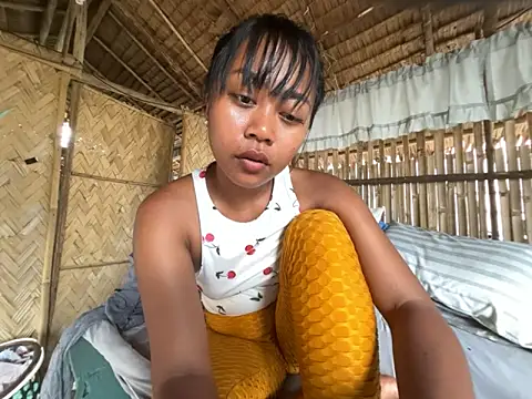 Živá chatovací místnost Juliet_official_pro