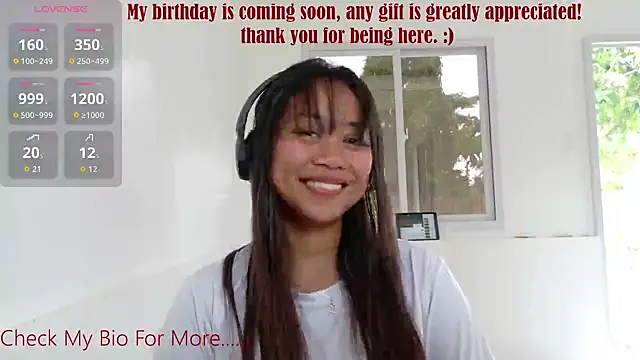 Juliet_official_pro's Live XXX Chat