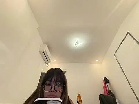 Juliet_official_pro Pertunjukan Webcam