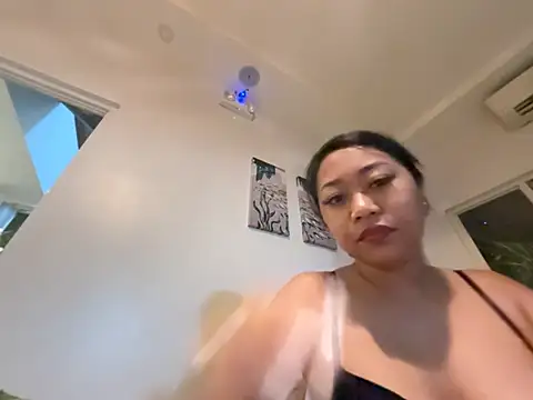 Show Webcam de Juliet_official_pro