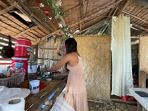 הופעת וובקאם של Juliet_official_pro