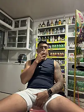 OliverWest04 Adlı Modelin Web Kamerası Şovu