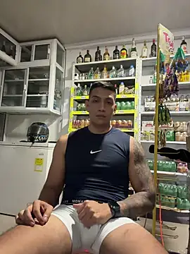 OliverWest04 Webcam Show