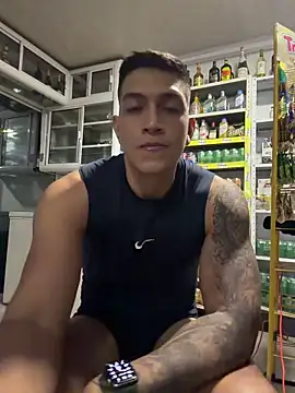 OliverWest04's Webcam Show