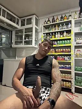OliverWest04 Show Webcam
