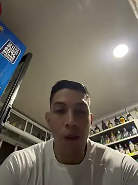 OliverWest04 Show Webcam