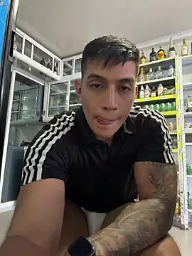 OliverWest04 webkamerás műsora