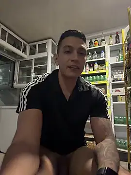 OliverWest04 Webcam-Show