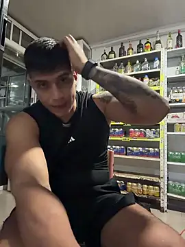 OliverWest04 Show Webcam