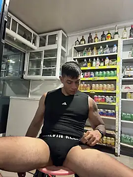 Show de OliverWest04 na webcam