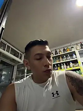 OliverWest04's Webcam Show