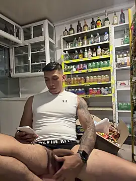 OliverWest04 Show Webcam