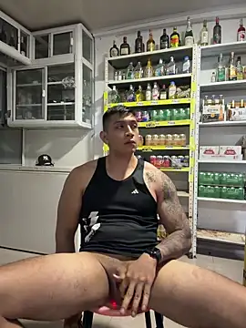 عرض كام OliverWest04